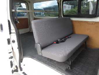 TOYOTA HIACE 2017 Image 8