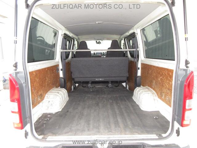 TOYOTA HIACE 2017 Image 9