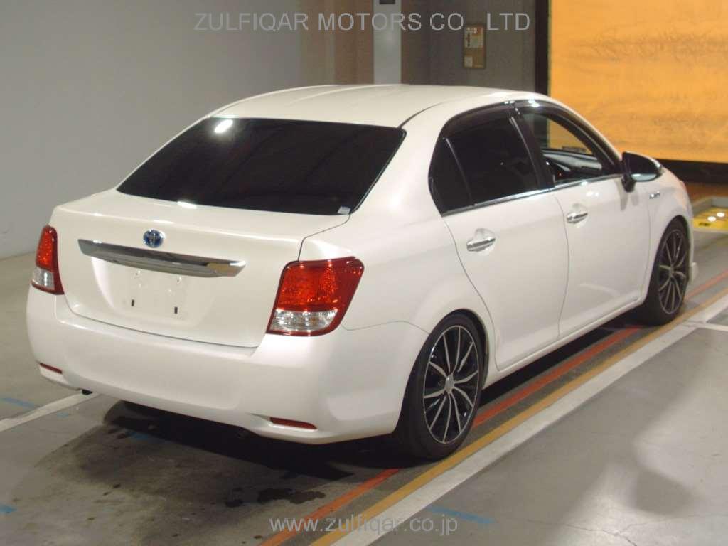 TOYOTA COROLLA AXIO 2013 Image 2