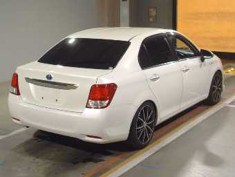 TOYOTA COROLLA AXIO 2013 Image 2