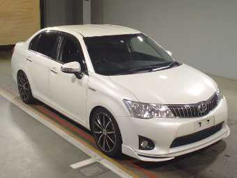 TOYOTA COROLLA AXIO 2013 Image 3