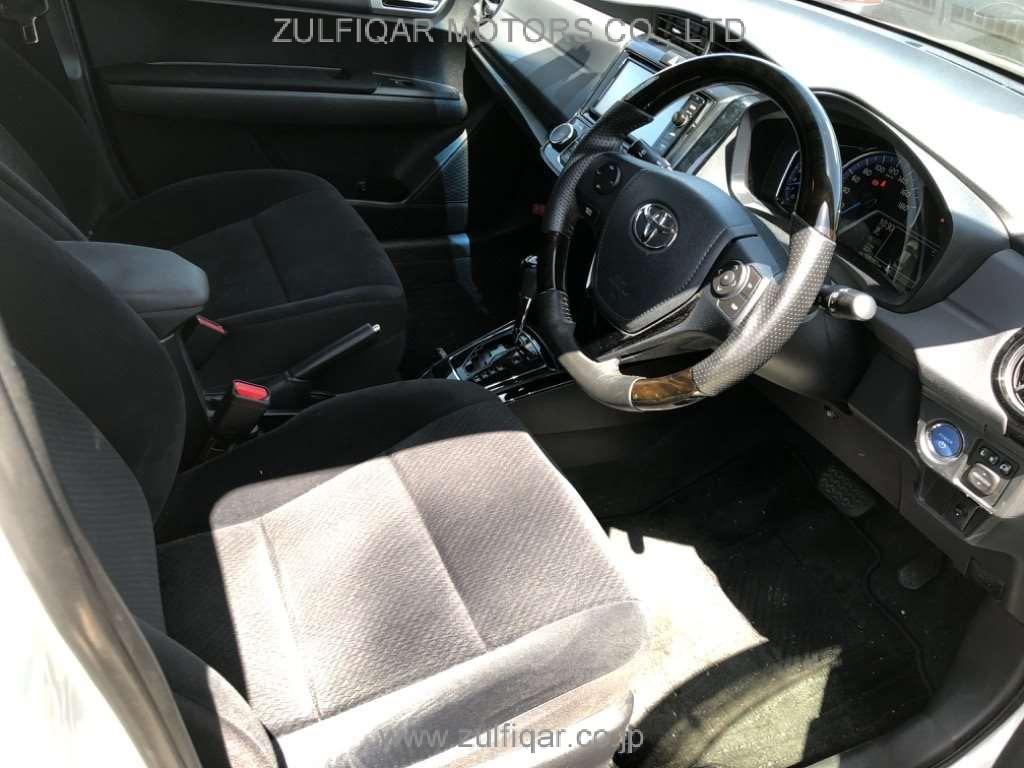 TOYOTA COROLLA AXIO 2013 Image 5