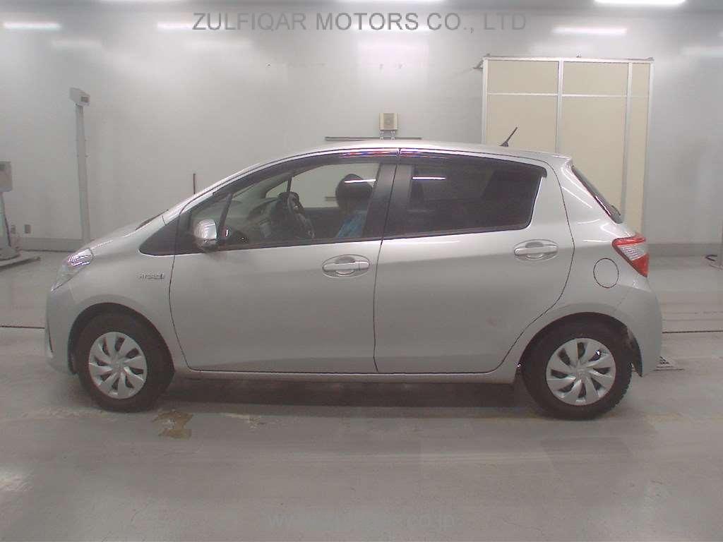 TOYOTA VITZ 2018 Image 4