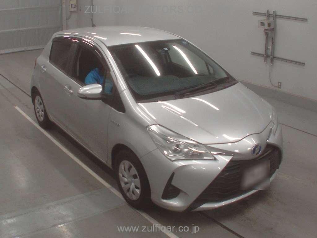 TOYOTA VITZ 2018 Image 5