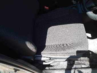 TOYOTA VITZ 2018 Image 8