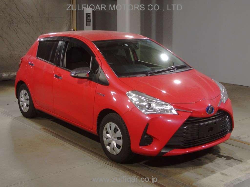 TOYOTA VITZ 2017 Image 3