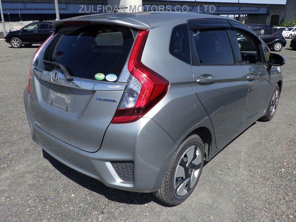 HONDA FIT HYBRID 2014 Image 2
