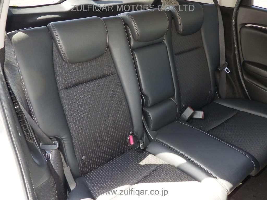 HONDA FIT HYBRID 2014 Image 7