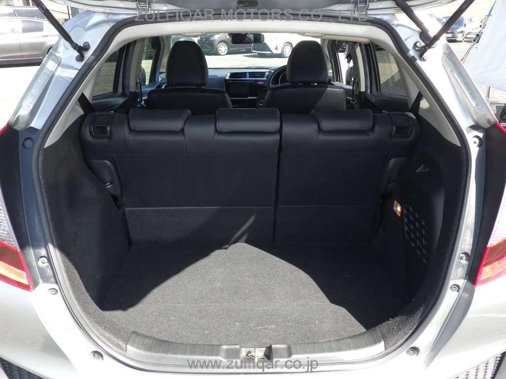 HONDA FIT HYBRID 2014 Image 8