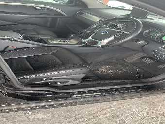 VOLVO V70 2011 Image 8