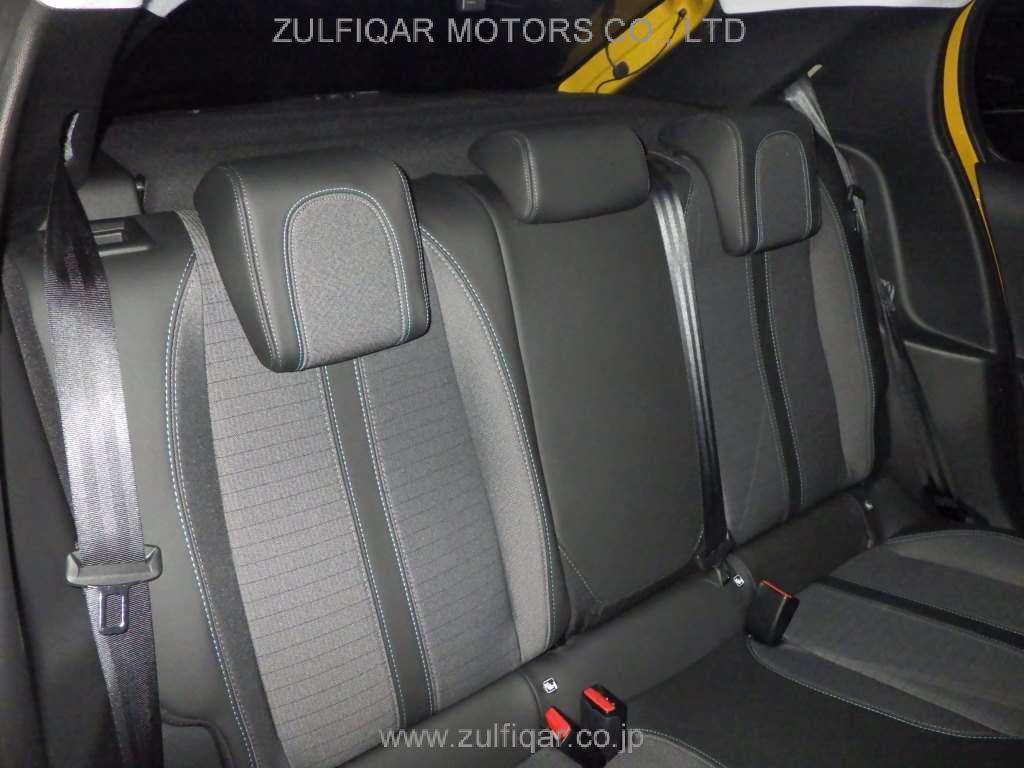 PEUGEOT 208 2021 Image 7