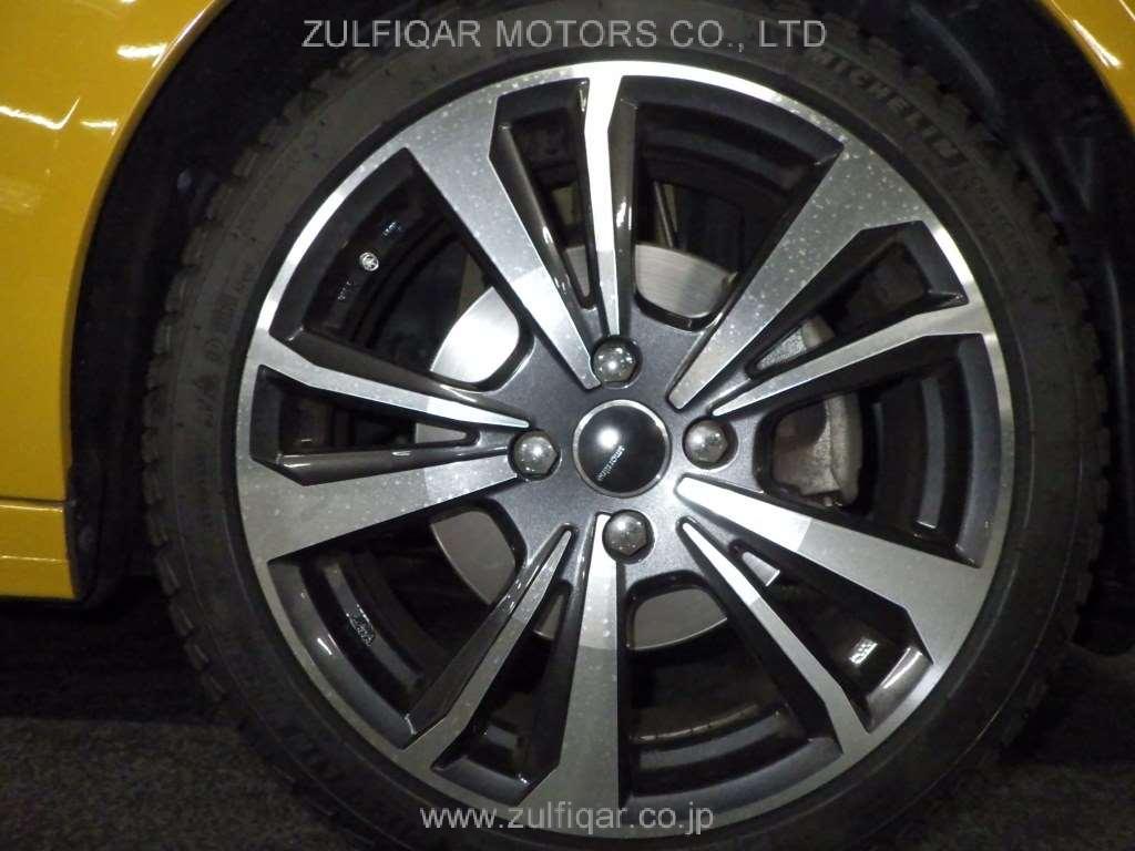 PEUGEOT 208 2021 Image 9