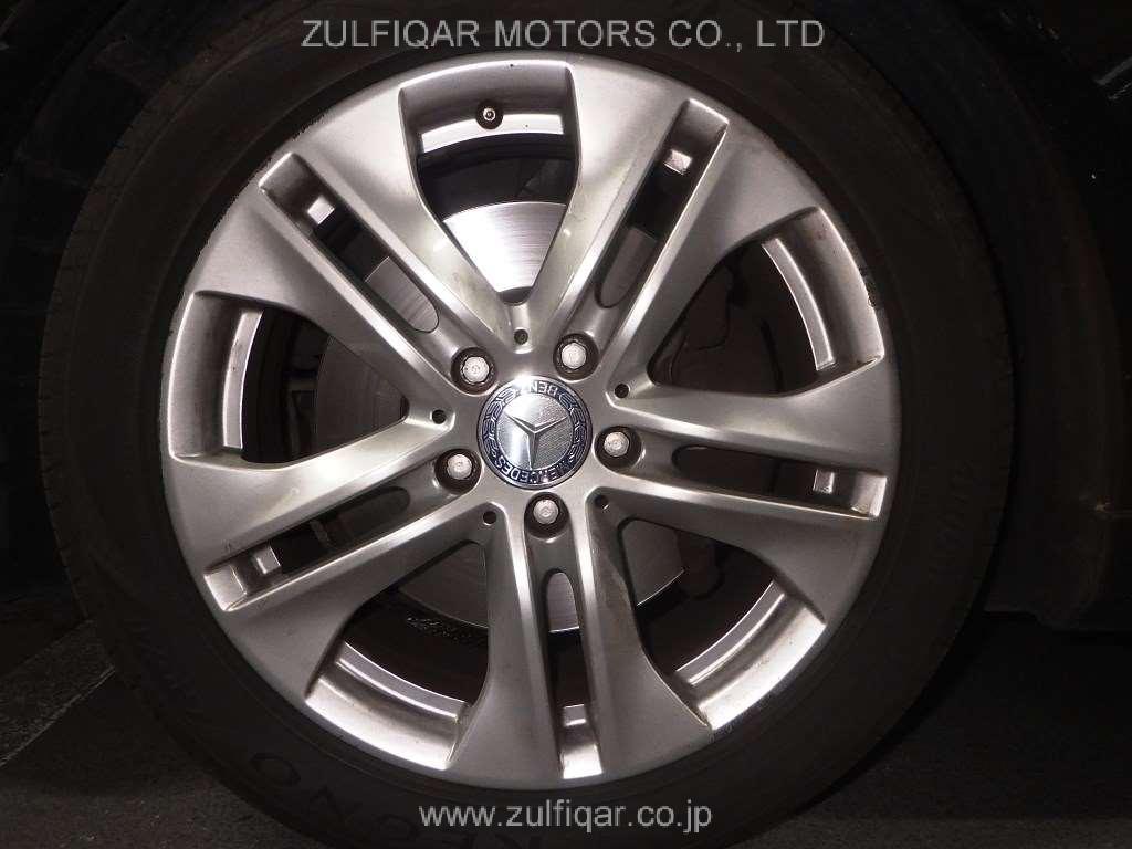 MERCEDES BENZ E CLASS 2010 Image 9