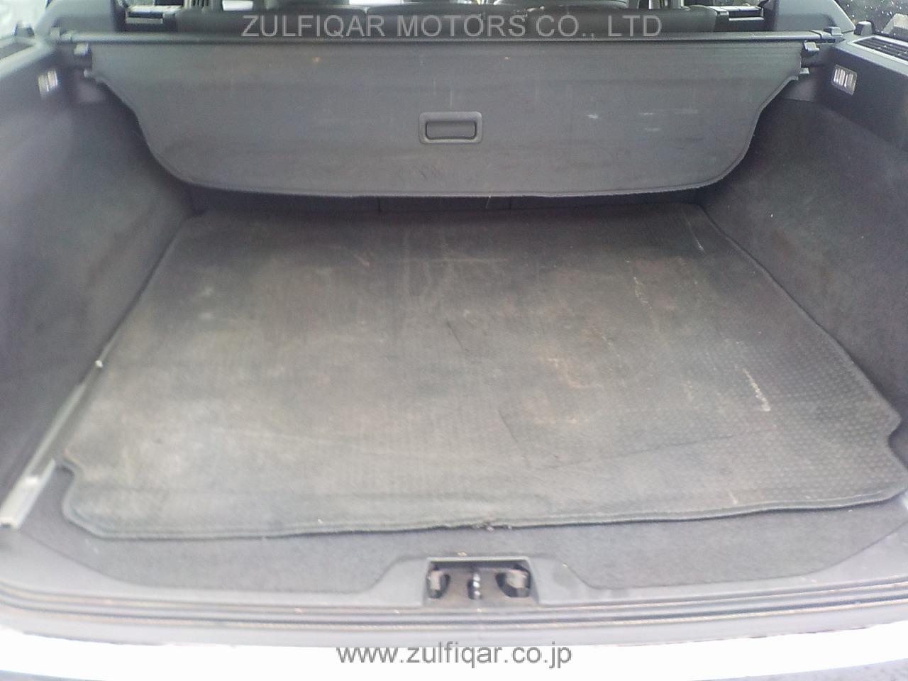 VOLVO V70 2012 Image 11