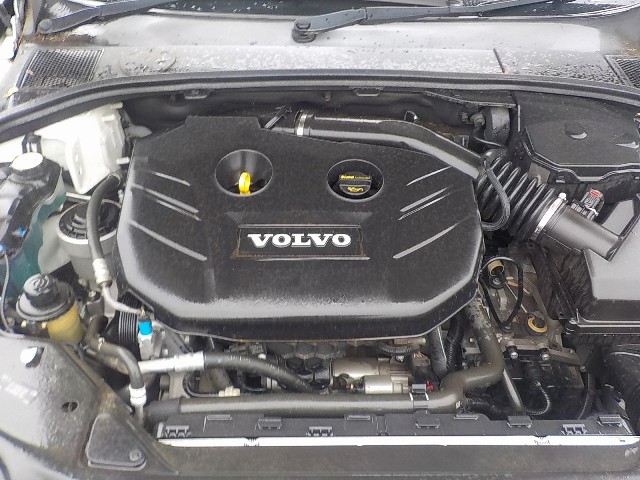 VOLVO V70 2012 Image 23