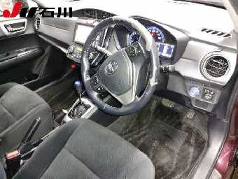 TOYOTA COROLLA AXIO 2014 Image 3