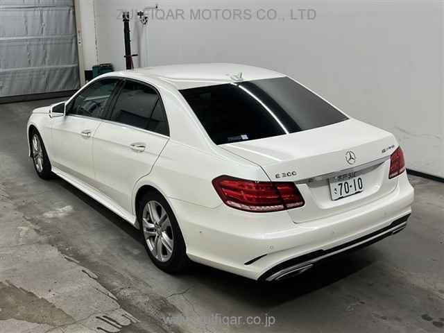 MERCEDES BENZ E CLASS 2015 Image 2