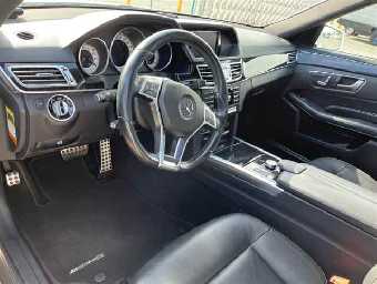 MERCEDES BENZ E CLASS 2015 Image 3