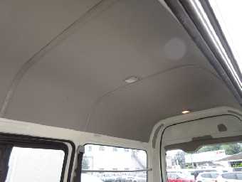 TOYOTA HIACE 2018 Image 11