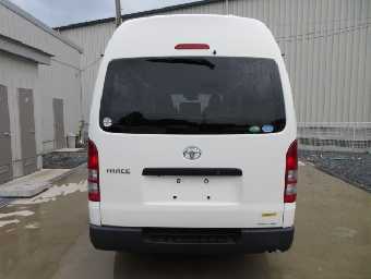 TOYOTA HIACE 2018 Image 4