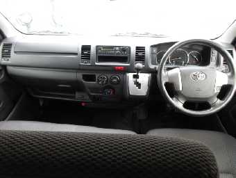 TOYOTA HIACE 2018 Image 7