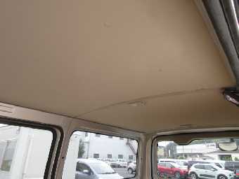 TOYOTA HIACE 2018 Image 11