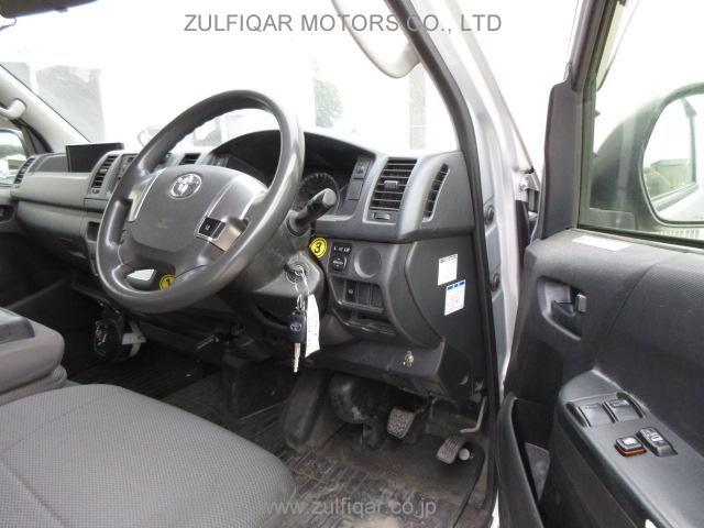 TOYOTA HIACE 2018 Image 5