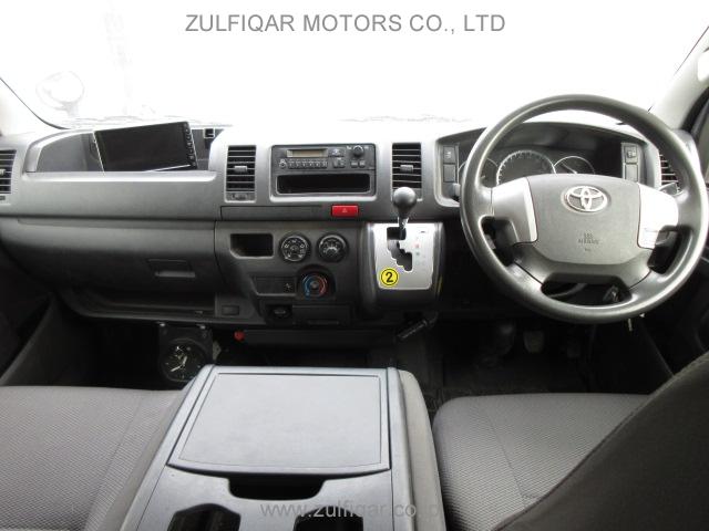 TOYOTA HIACE 2018 Image 7