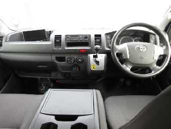 TOYOTA HIACE 2018 Image 7