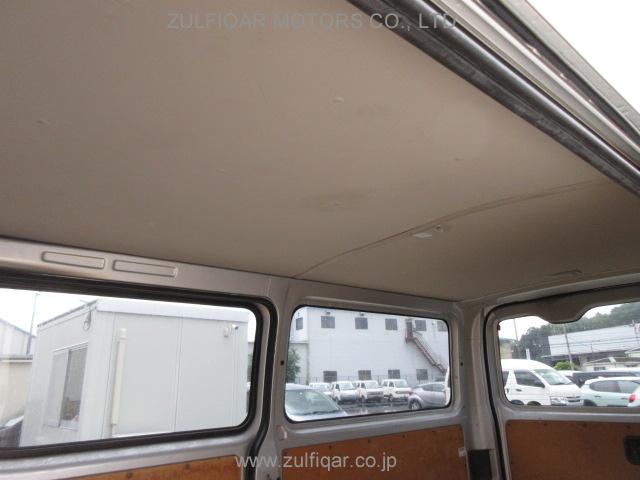 TOYOTA HIACE 2018 Image 11