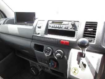 TOYOTA HIACE 2018 Image 15