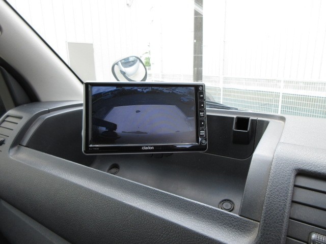 TOYOTA HIACE 2018 Image 22