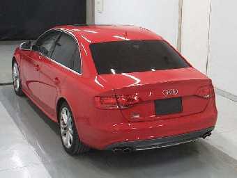 AUDI S4 2010 Image 2