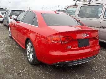 AUDI S4 2010 Image 16