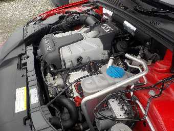 AUDI S4 2010 Image 20