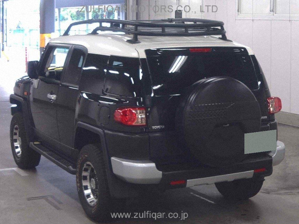 TOYOTA FJ CRUISER 2010 Image 2