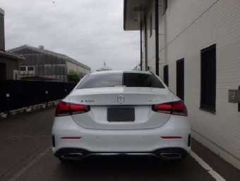 MERCEDES BENZ A CLASS 2019 Image 2