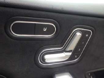 MERCEDES BENZ A CLASS 2019 Image 16