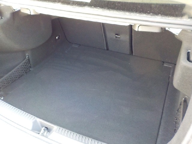 MERCEDES BENZ A CLASS 2019 Image 44