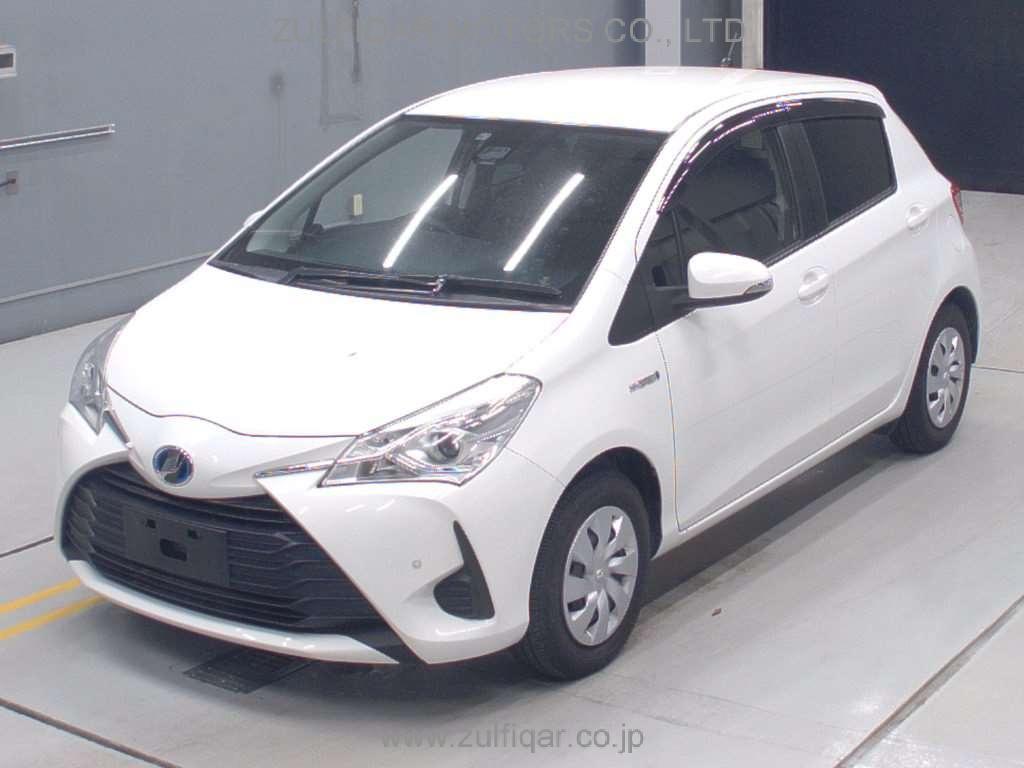 TOYOTA VITZ 2017 Image 1