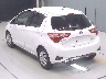 TOYOTA VITZ 2017 Image 6