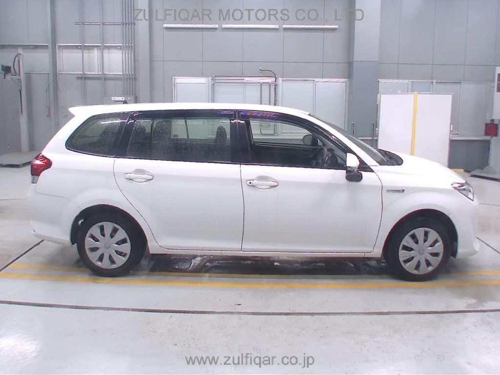 TOYOTA COROLLA FIELDER 2017 Image 3