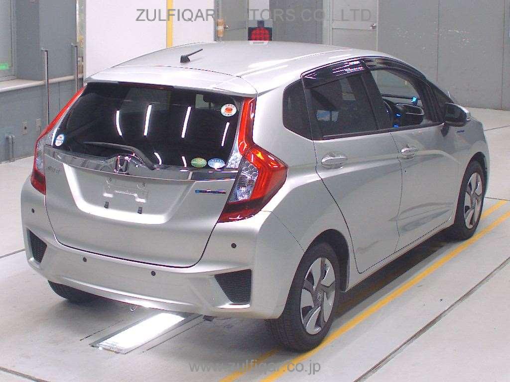 HONDA FIT HYBRID 2015 Image 2