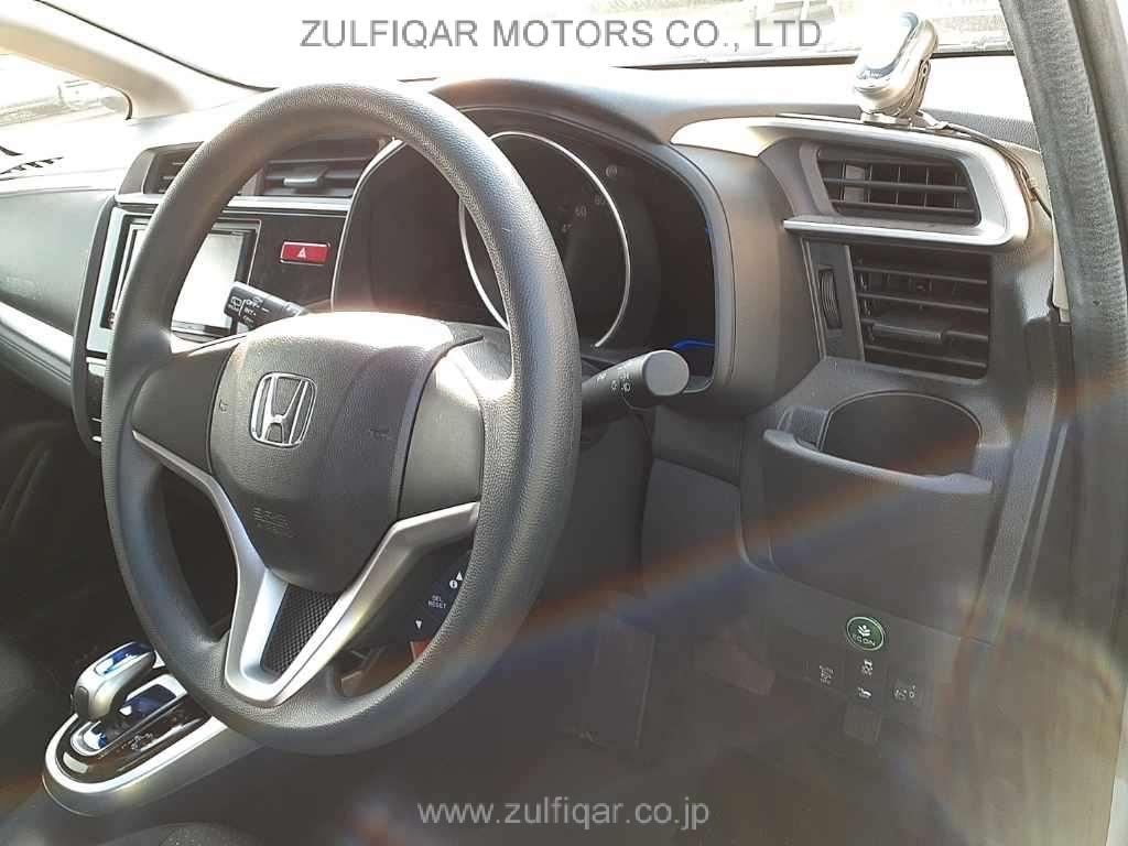 HONDA FIT HYBRID 2015 Image 7