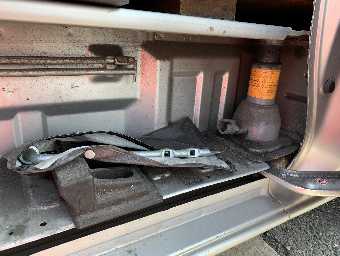 NISSAN NV350 CARAVAN 2012 Image 10