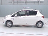 TOYOTA VITZ 2017 Image 4