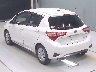 TOYOTA VITZ 2017 Image 6