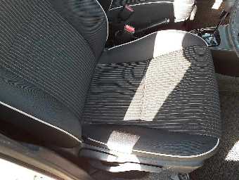 TOYOTA VITZ 2017 Image 8