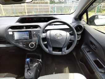 TOYOTA AQUA 2020 Image 8