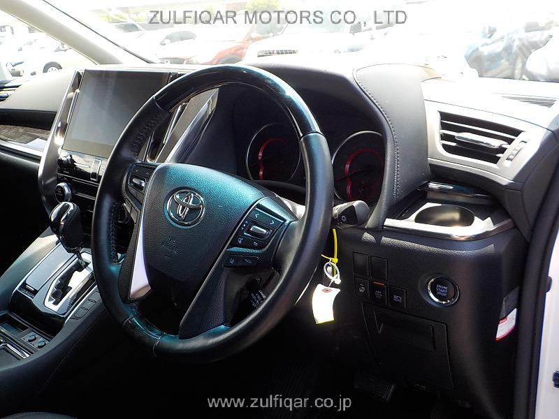 TOYOTA VELLFIRE 2020 Image 12